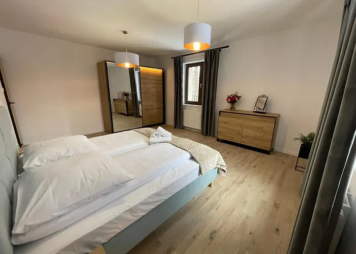 Dom Na Slowianskiej Lejlighed