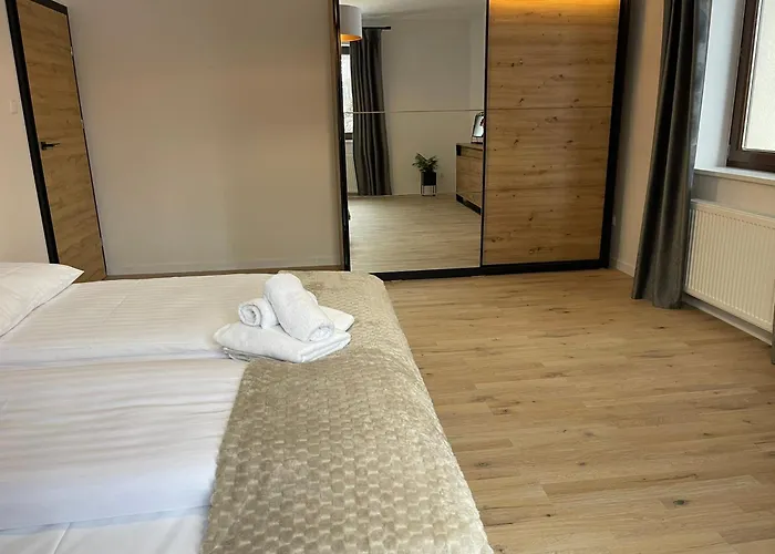 Dom Na Slowianskiej Apartment *